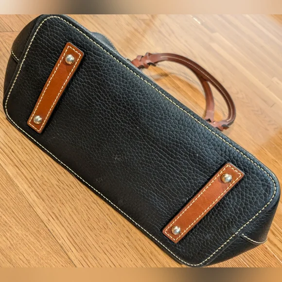 Dooney & Bourke Black Pebble Leather Shoulder Bag Purse - Picture 6 of 16